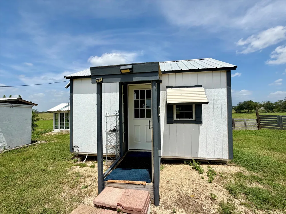441 Molasses Road Dale, TX 78616