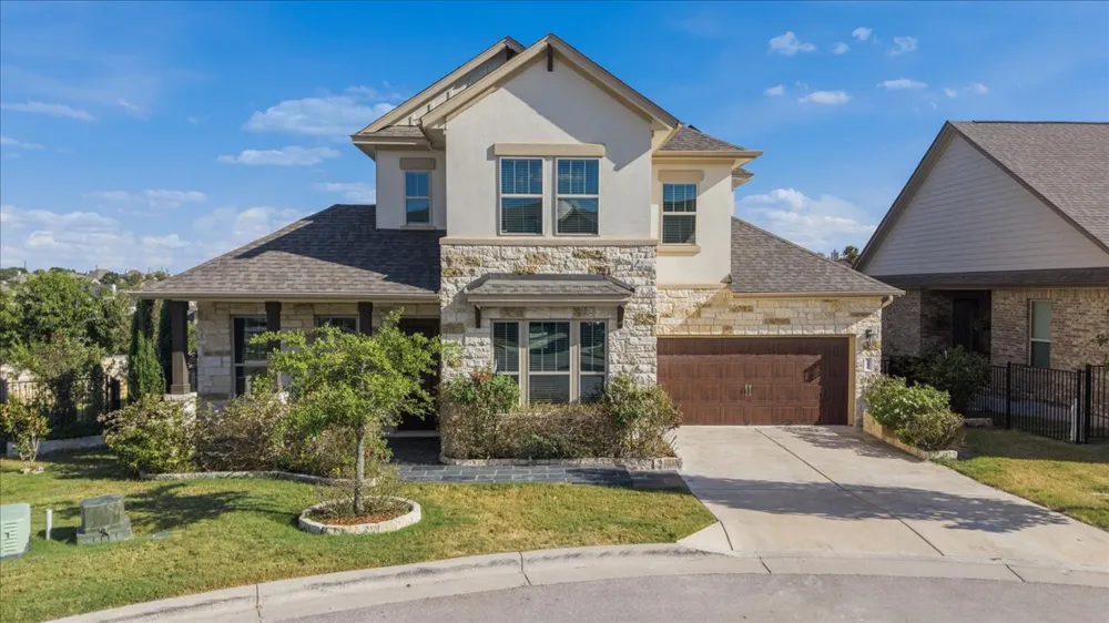 266 Village Oak Drive Austin, TX 78737