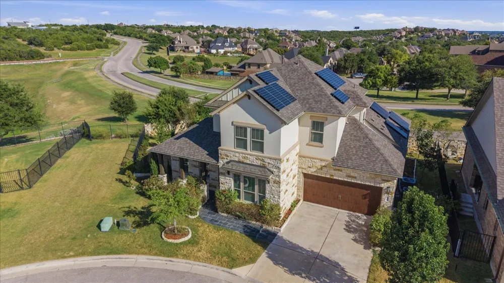 266 Village Oak Drive Austin, TX 78737