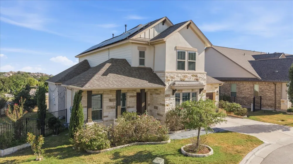 266 Village Oak Drive Austin, TX 78737
