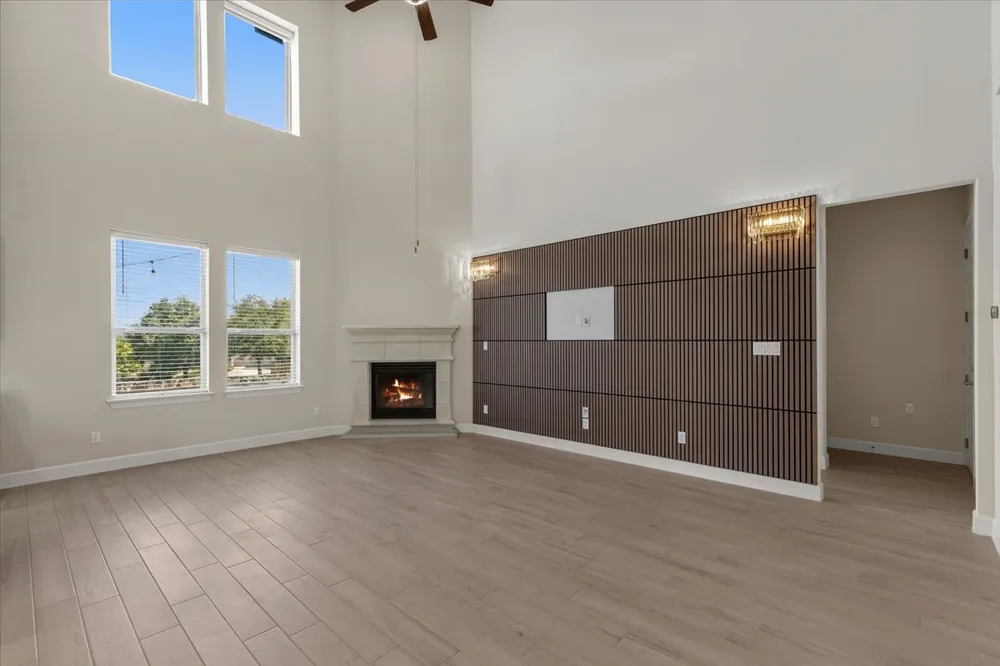 266 Village Oak Drive Austin, TX 78737
