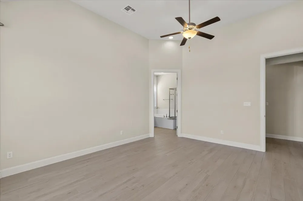 266 Village Oak Drive Austin, TX 78737