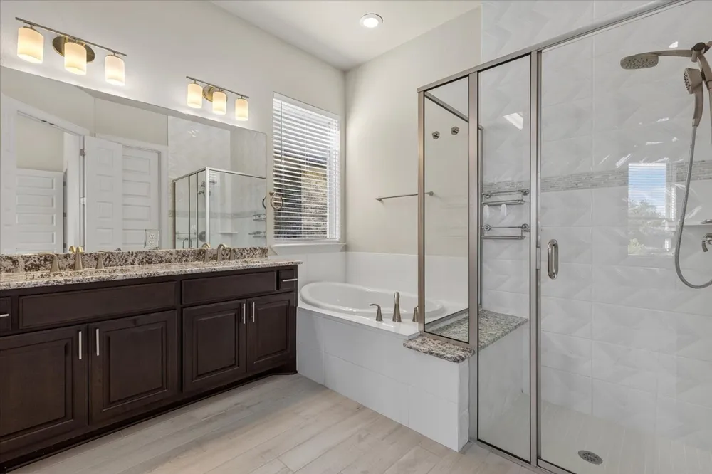 266 Village Oak Drive Austin, TX 78737