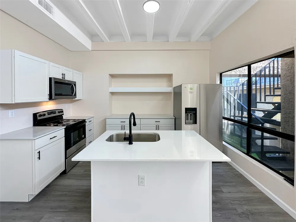 5920 Lago Vista Way #C-23 Lago Vista, TX 78645