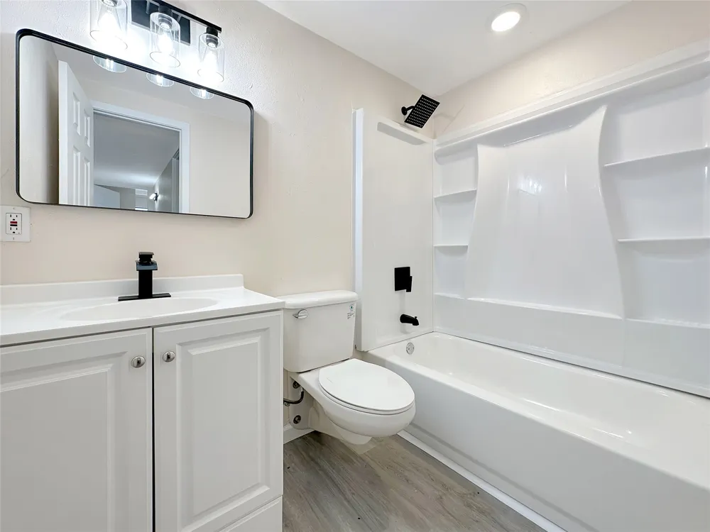 5920 Lago Vista Way #C-23 Lago Vista, TX 78645
