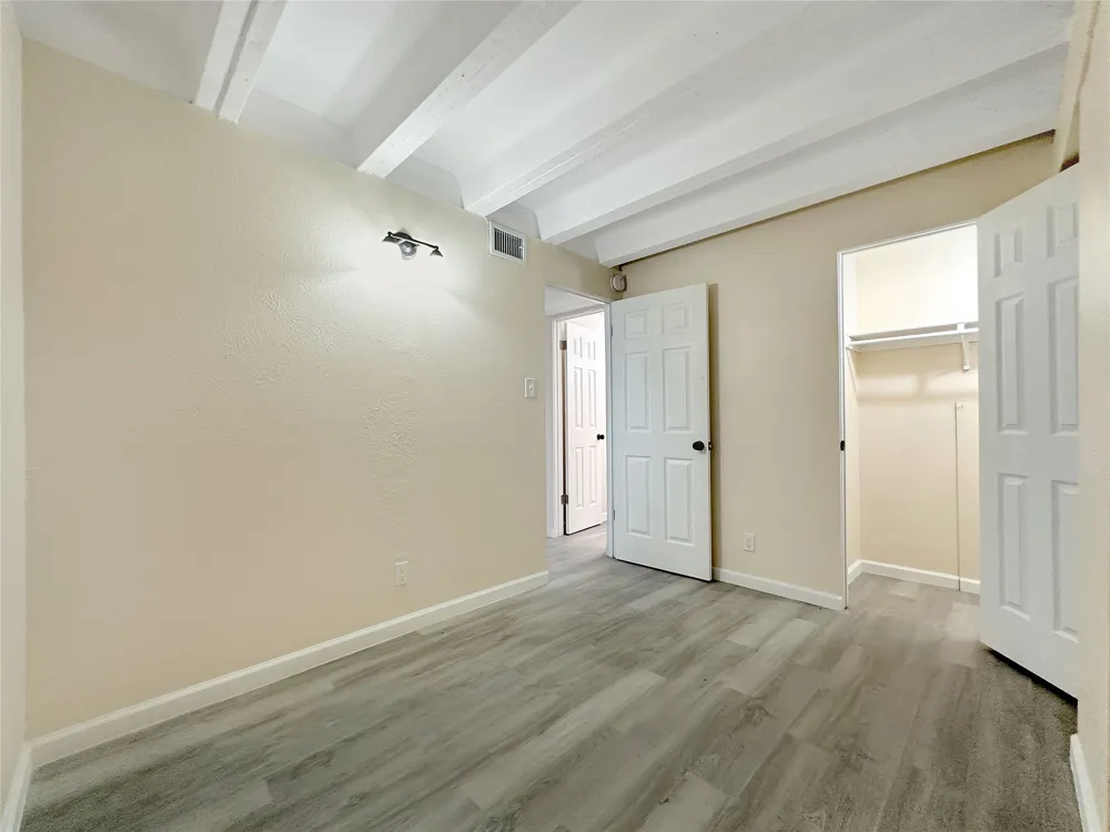 5920 Lago Vista Way #C-23 Lago Vista, TX 78645