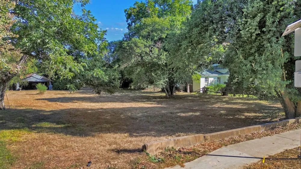 1247 W San Antonio Street San Marcos, TX 78666