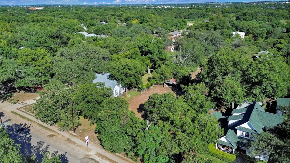 1247 W San Antonio Street San Marcos, TX 78666