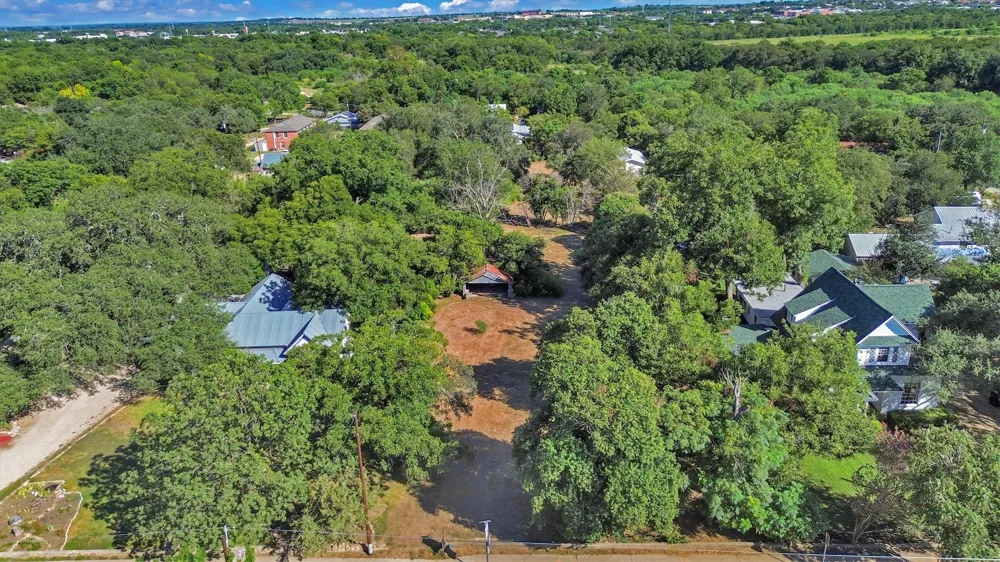 1247 W San Antonio Street San Marcos, TX 78666