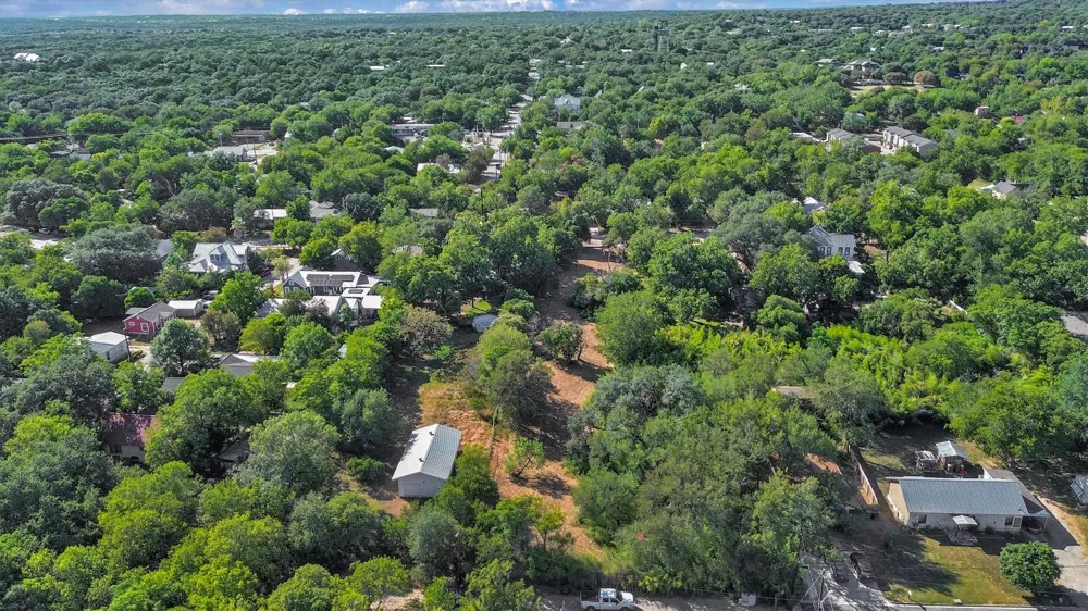 1247 W San Antonio Street San Marcos, TX 78666