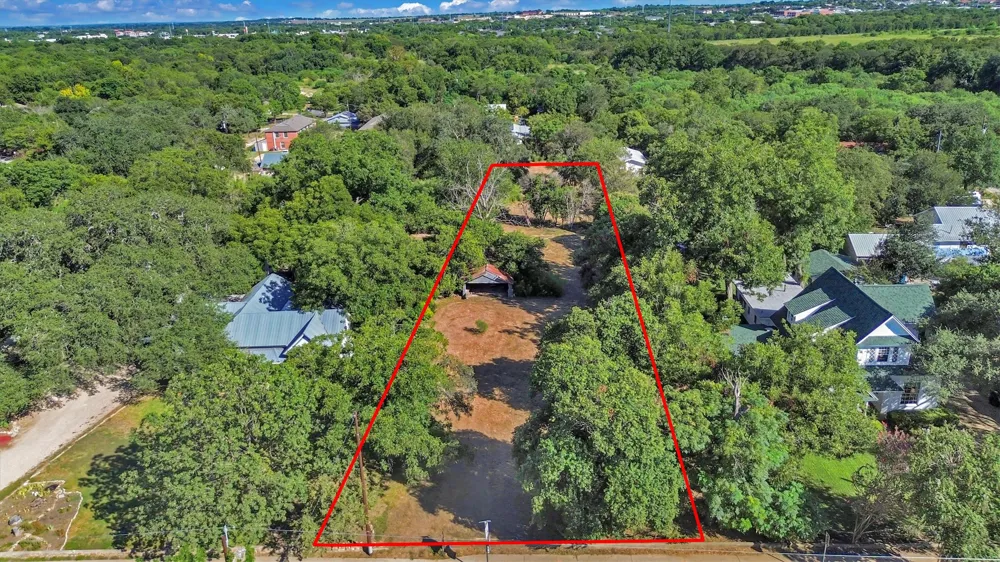 1247 W San Antonio Street San Marcos, TX 78666