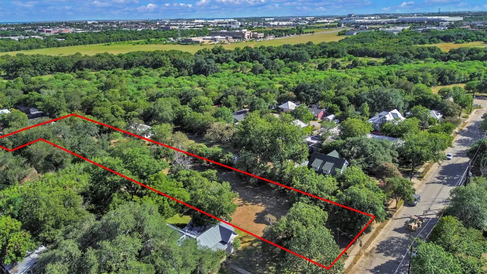 1247 W San Antonio Street San Marcos, TX 78666