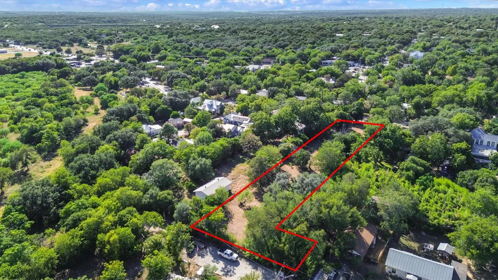 1247 W San Antonio Street San Marcos, TX 78666