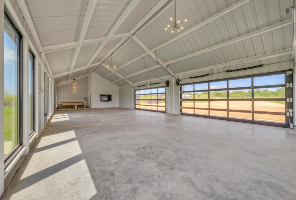 4201 County Road 463 Elgin, TX 78621