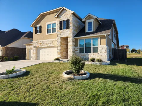 2000 Chamberlin Trail