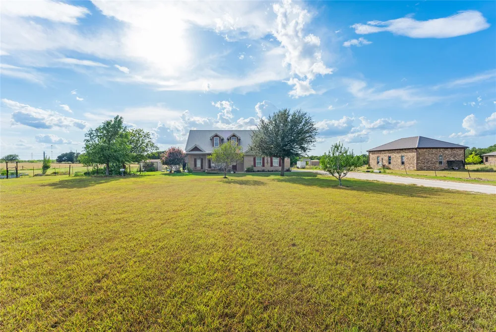 9122 Stinnett Mill Road Salado, TX 76571