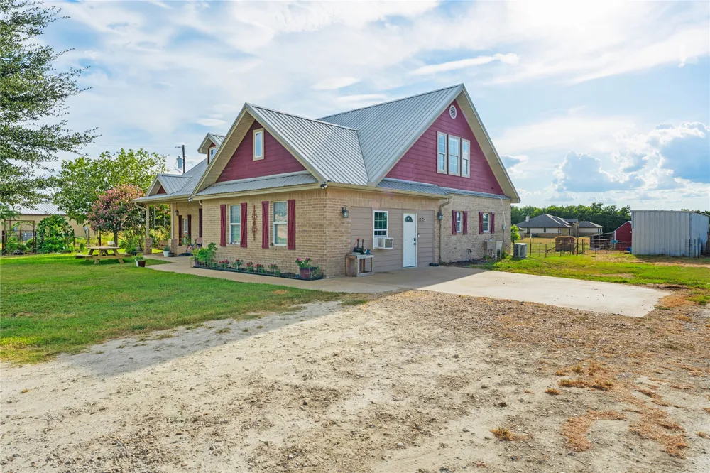 9122 Stinnett Mill Road Salado, TX 76571