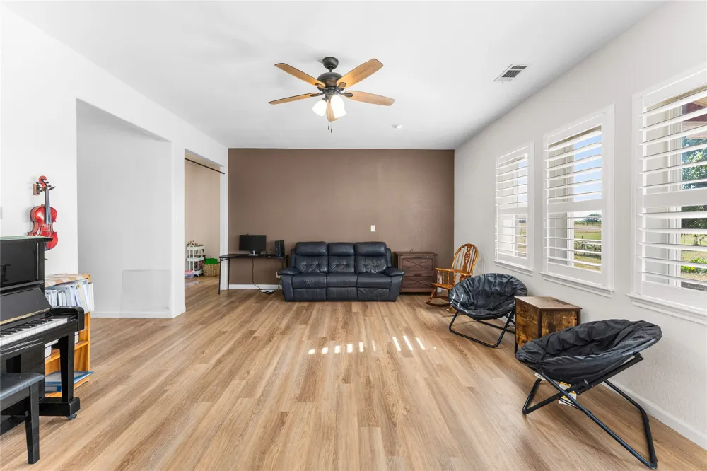 9122 Stinnett Mill Road Salado, TX 76571
