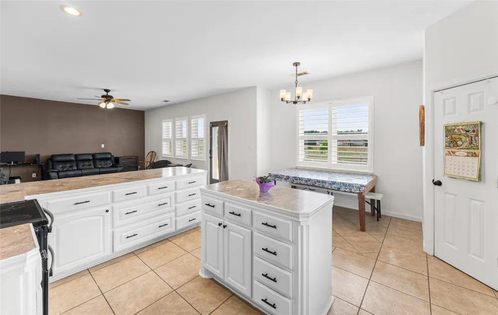 9122 Stinnett Mill Road Salado, TX 76571