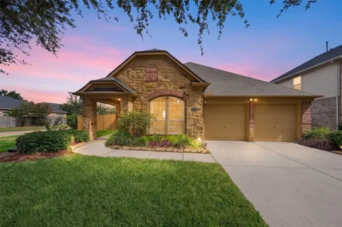 28222 Crossprairie Drive