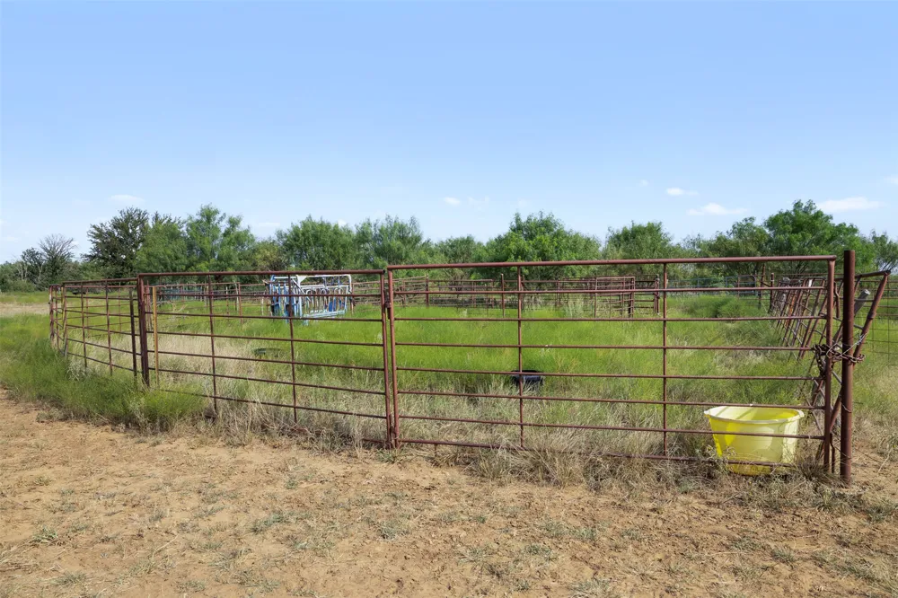 FM 1176 S Santa Anna, TX 76878