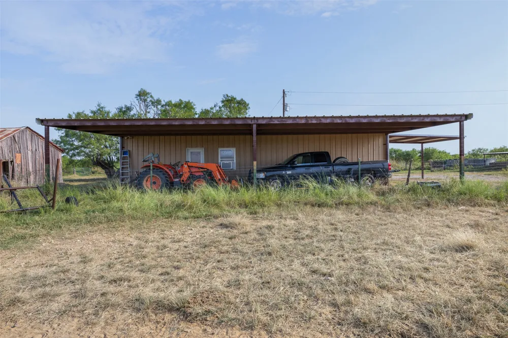 FM 1176 S Santa Anna, TX 76878