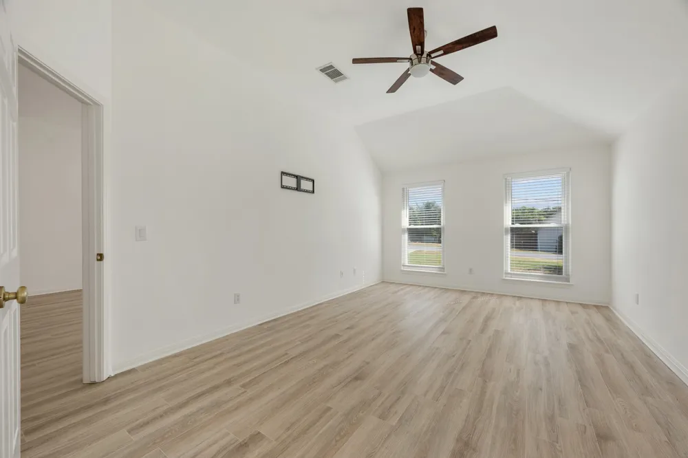 10114 Janet Loop Dripping Springs, TX 78620