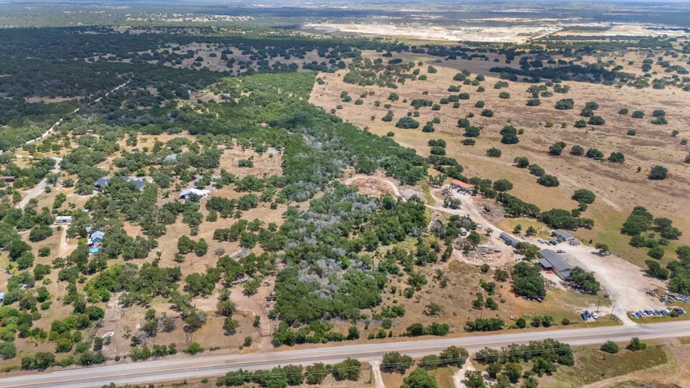 7400 Old 195 Florence, TX 76527