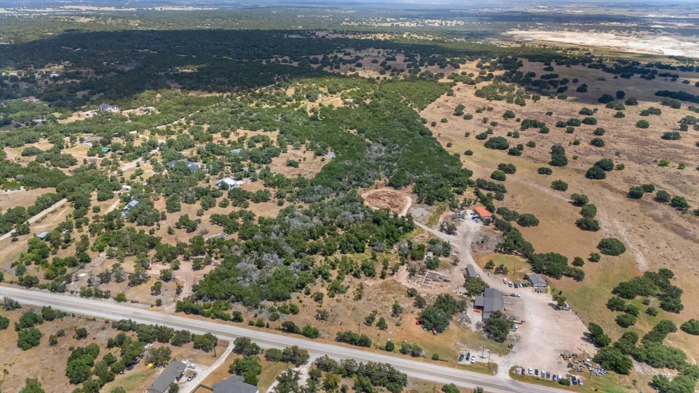 7400 Old 195 Florence, TX 76527