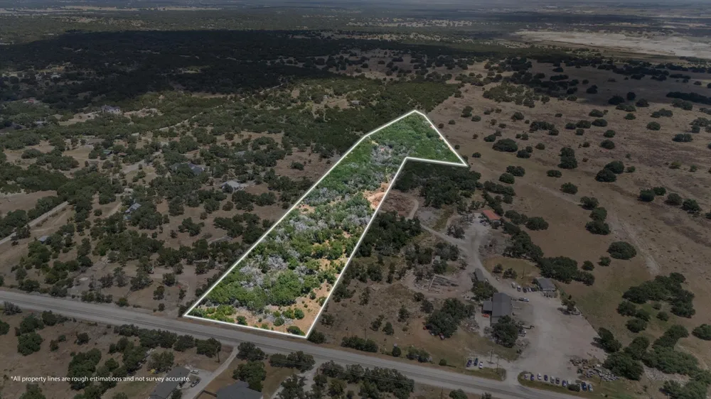 7400 Old 195 Florence, TX 76527
