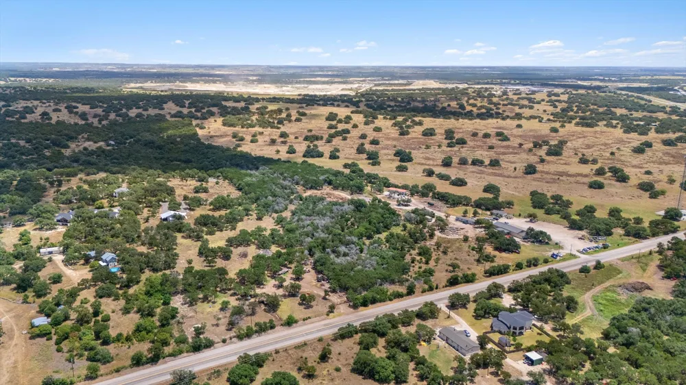 7400 Old 195 Florence, TX 76527