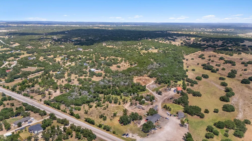 7400 Old 195 Florence, TX 76527