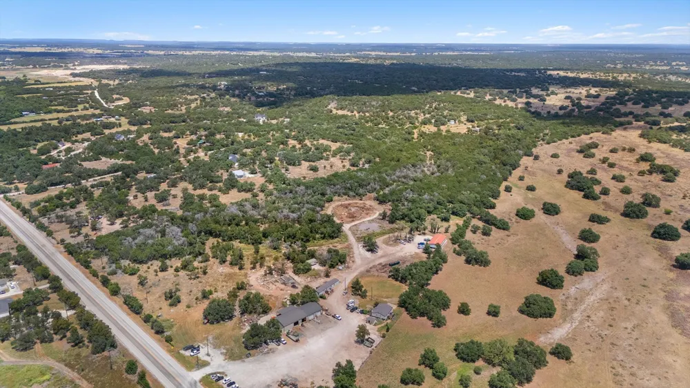 7400 Old 195 Florence, TX 76527