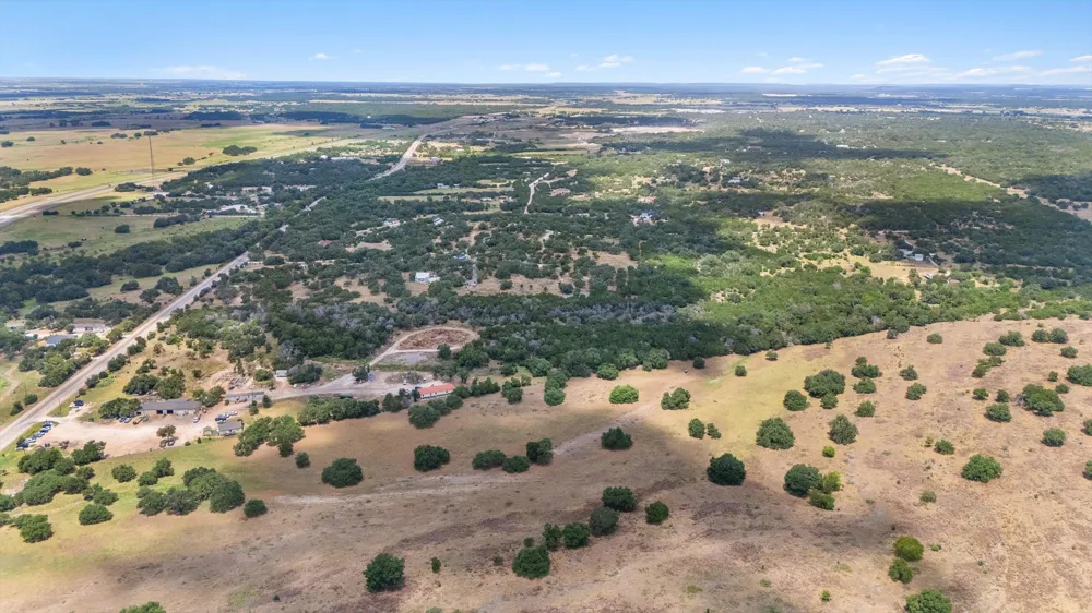 7400 Old 195 Florence, TX 76527