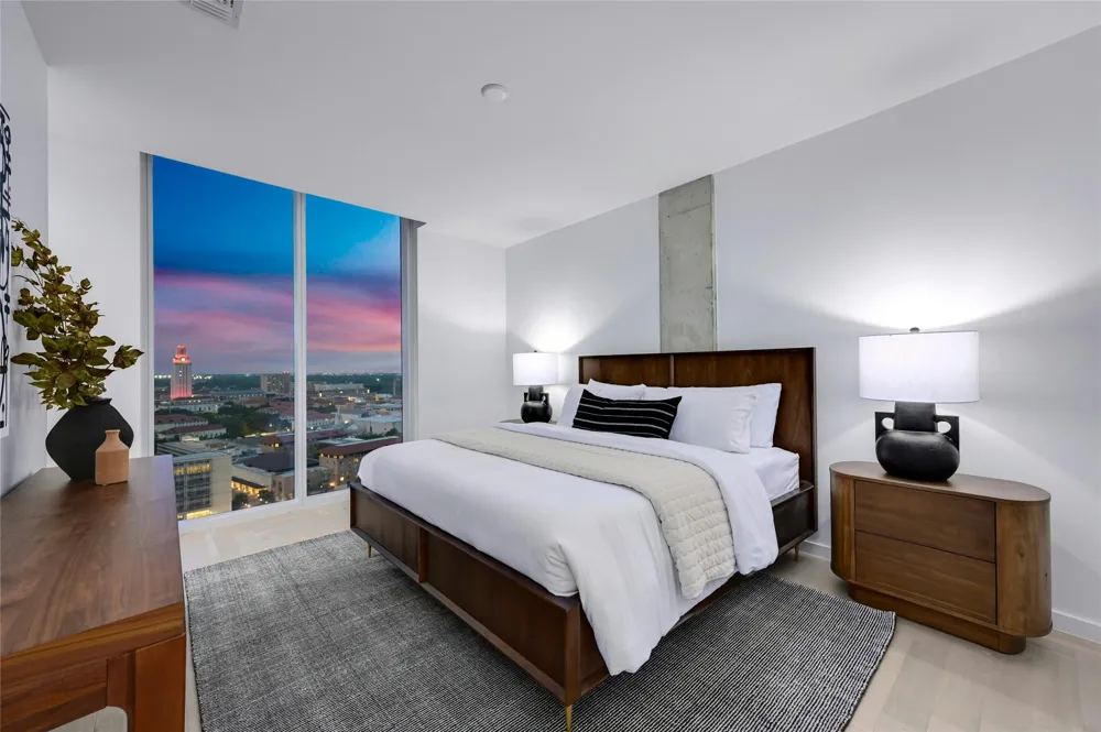 313 W 17th Street #2304 Austin, TX 78701