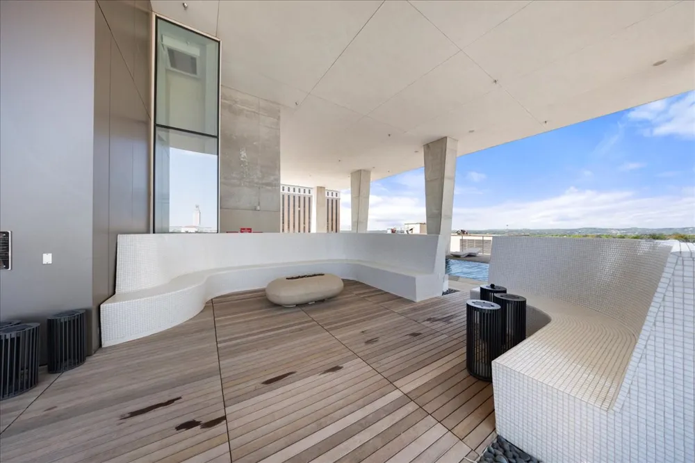 313 W 17th Street #2304 Austin, TX 78701