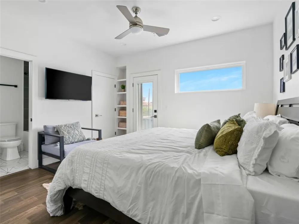 4400 Mount Vernon Drive #B Austin, TX 78745