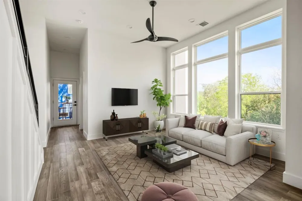 4400 Mount Vernon Drive #B Austin, TX 78745