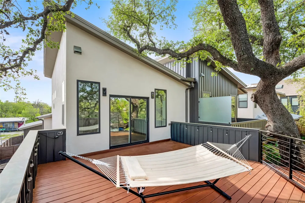 4400 Mount Vernon Drive #B Austin, TX 78745