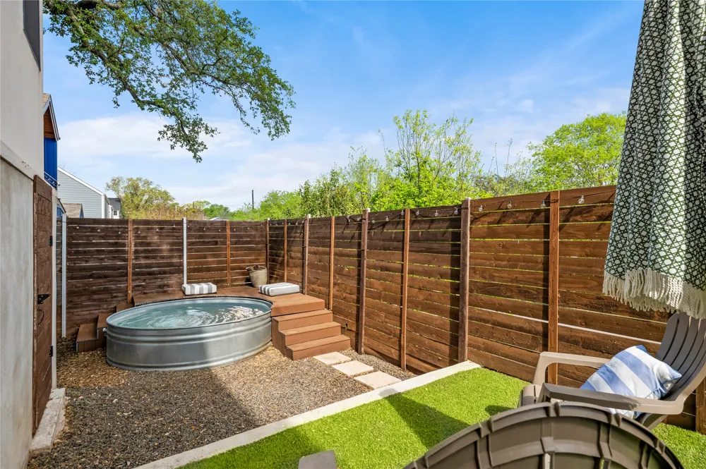 4400 Mount Vernon Drive #B Austin, TX 78745