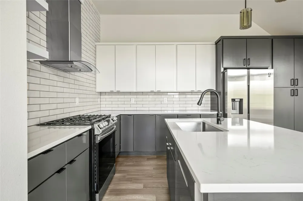 4400 Mount Vernon Drive #B Austin, TX 78745