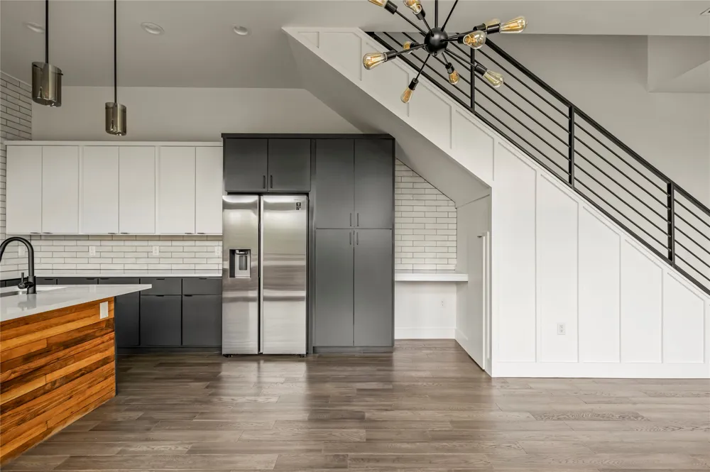 4400 Mount Vernon Drive #B Austin, TX 78745