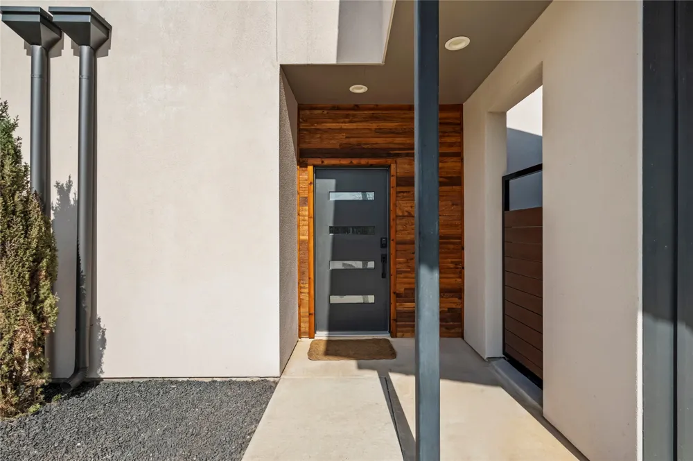 4400 Mount Vernon Drive #B Austin, TX 78745