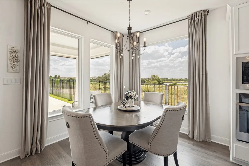 409 Gridiron Cove Leander, TX 78641