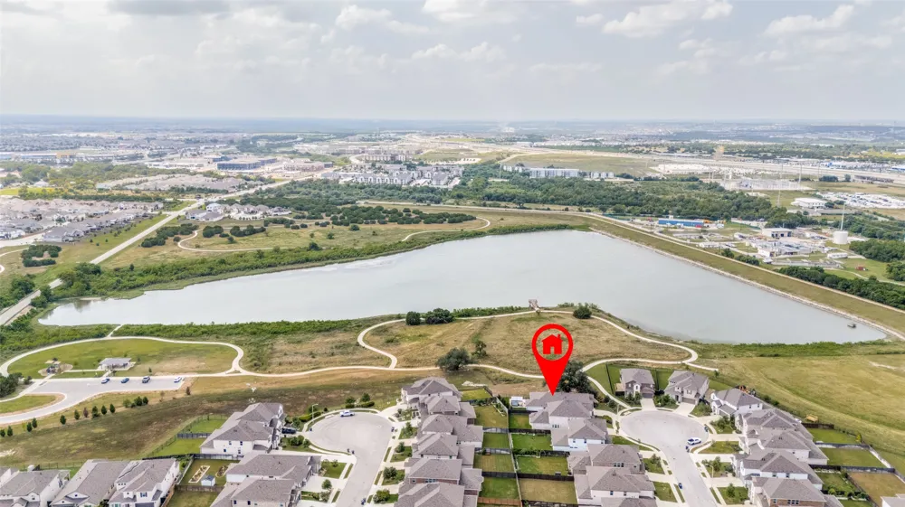 409 Gridiron Cove Leander, TX 78641