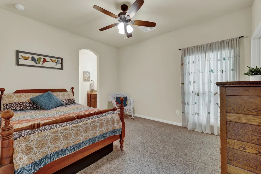 1937 HUNTERS CV New Braunfels, TX 78132