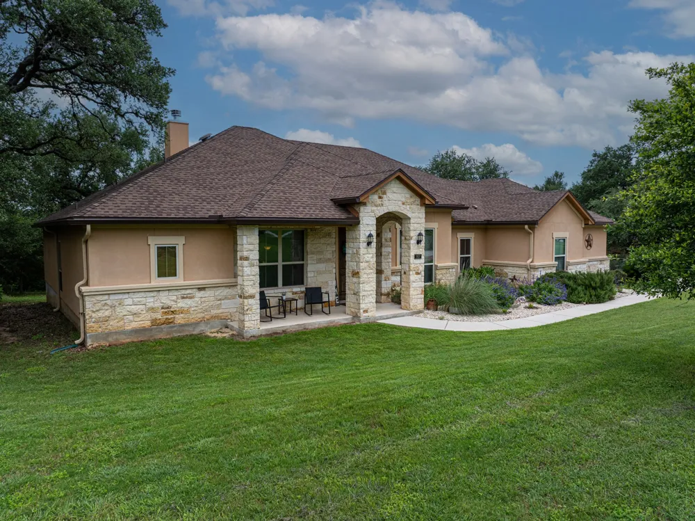 1937 HUNTERS CV New Braunfels, TX 78132
