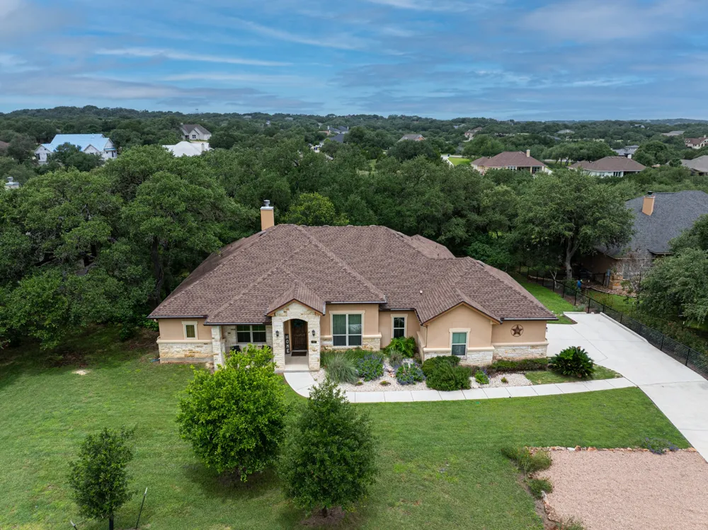 1937 HUNTERS CV New Braunfels, TX 78132