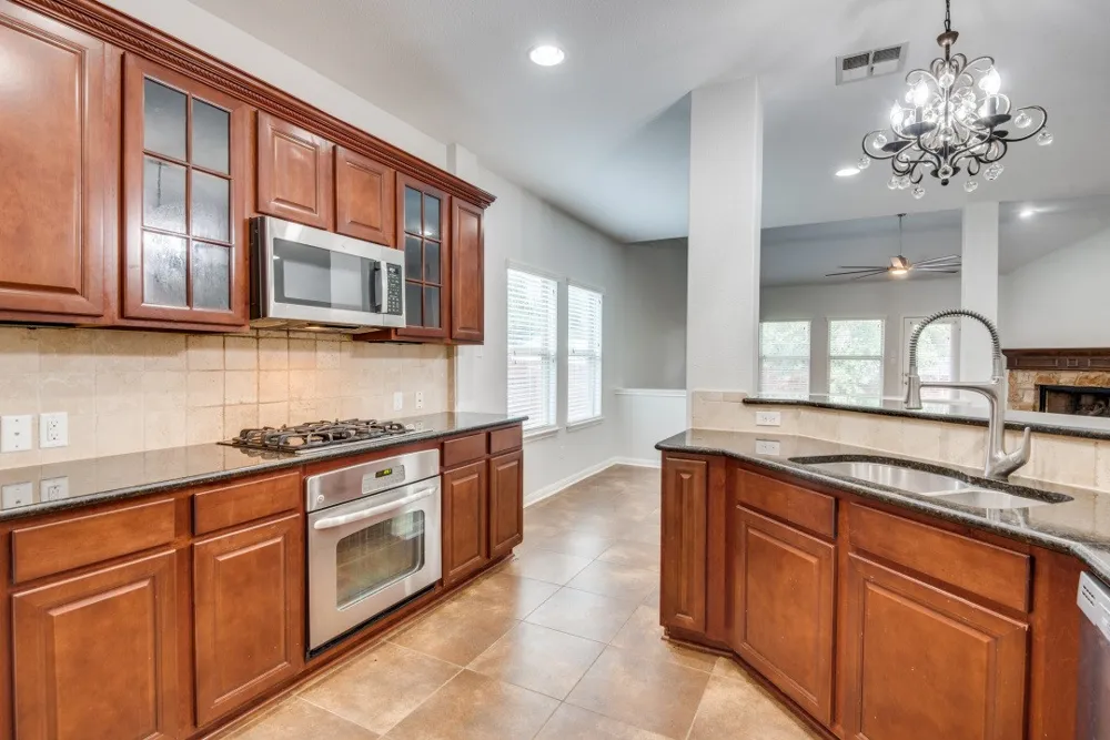 628 Bottle Brush Drive Kyle, TX 78640