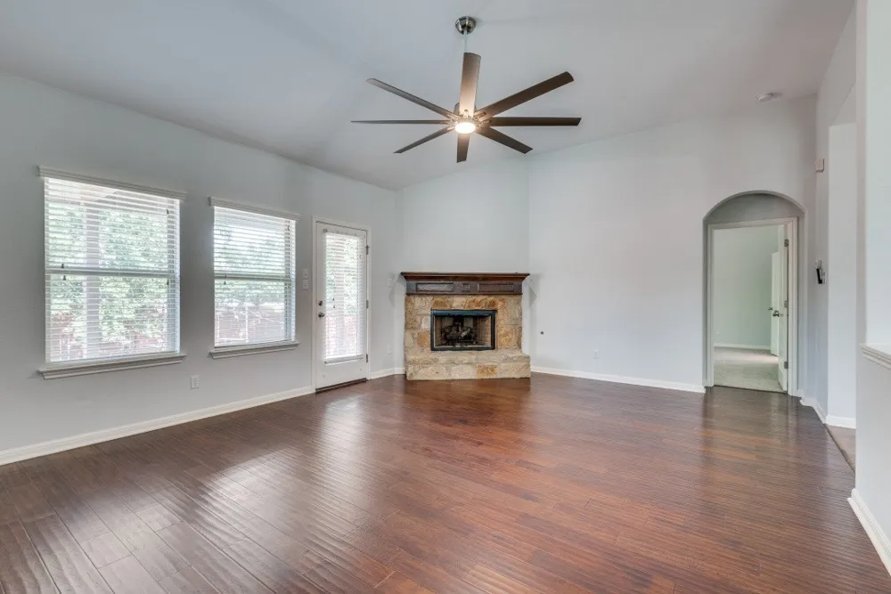 628 Bottle Brush Drive Kyle, TX 78640